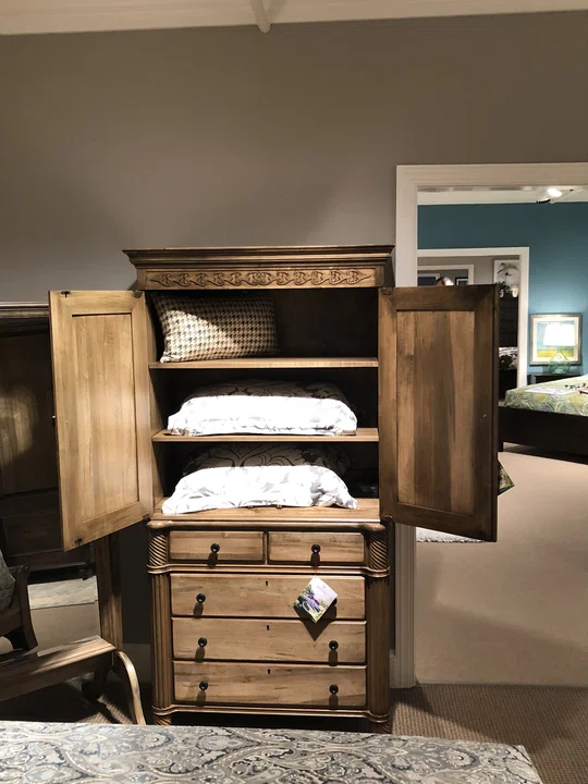 Mount Vernon Architect in Desert Sand Armoire (Open)