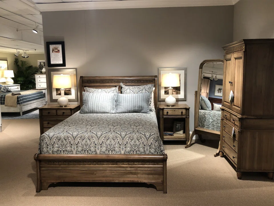 Mount Vernon Architect in Desert Sand