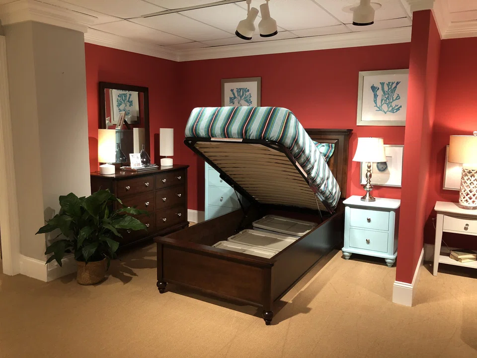 Perfect Balance - Southbrook in Teal and Vernon (open Lift Bed)