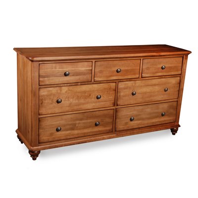 Millcroft Millcroft Triple Dresser